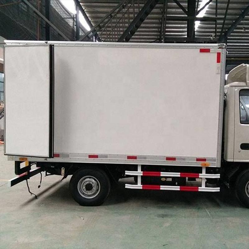 Paano Pinapabuti ng PU Core Dry Truck Body ang Cold Chain Efficiency at Durability