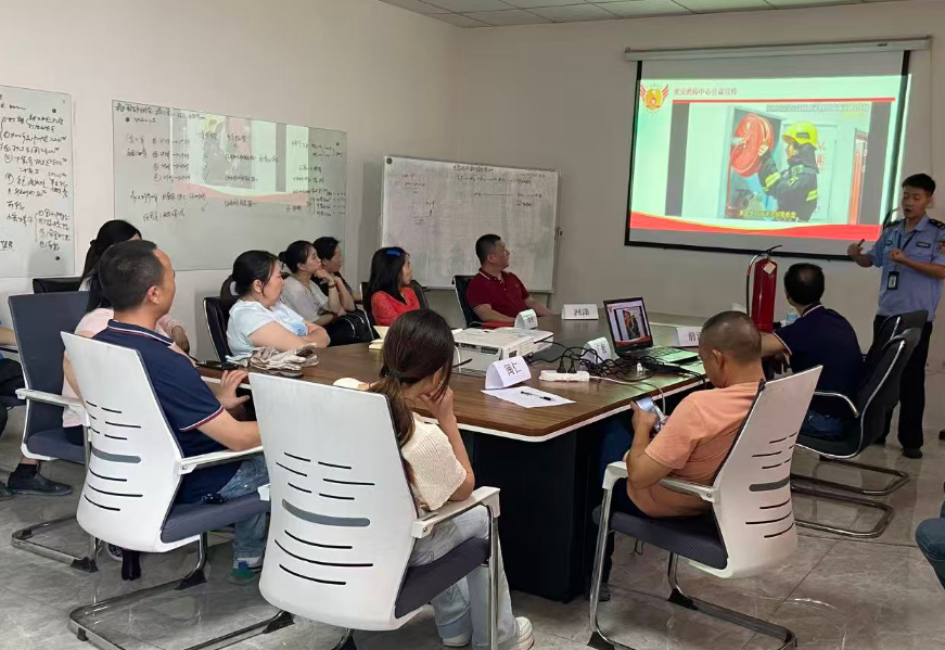 Inilunsad ng Chongqing Wholechaintech ang Comprehensive Safety Training Initiative upang Palakasin ang Kultura ng Kaligtasan sa Lugar ng Trabaho